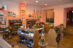 THE WINERY OUTLET Brasov -CRAMELE HALEWOOD 3.JPG
